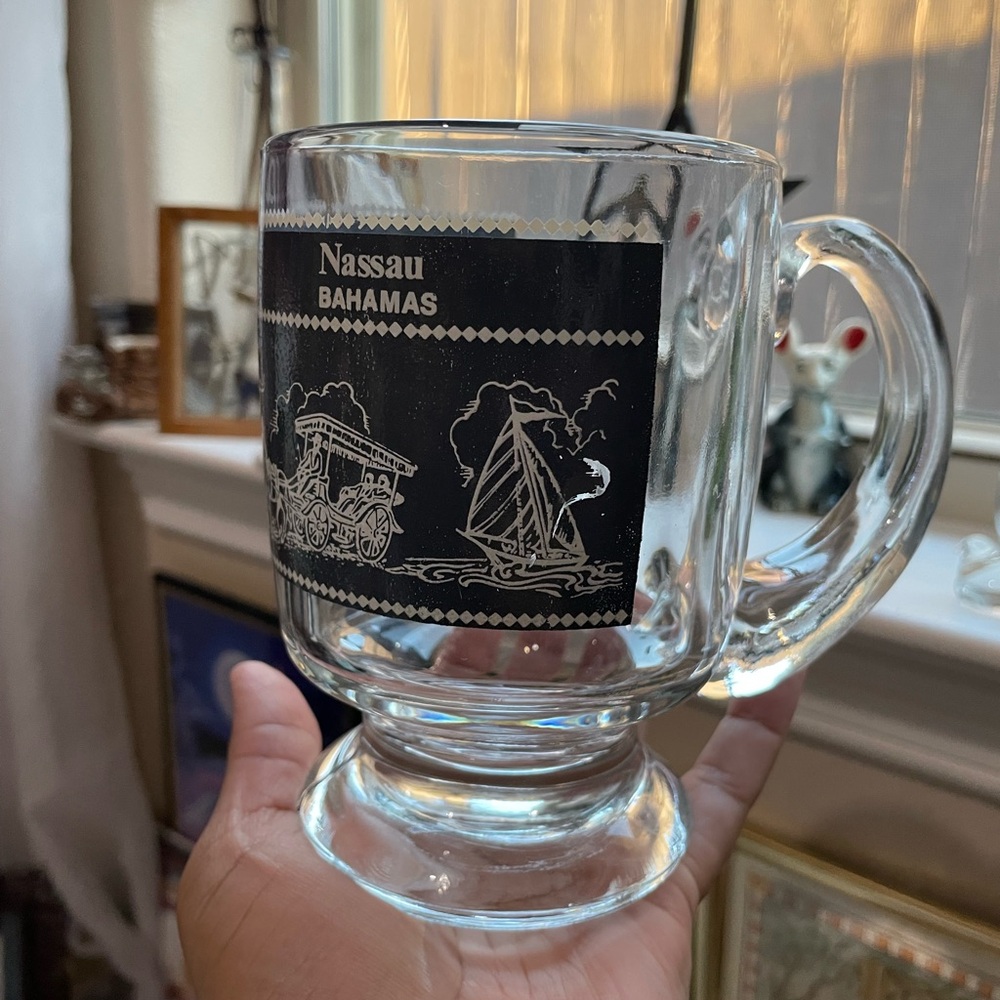 Vintage Nassau Bahamas souvenir beer stein heavy thick glass mug